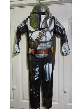 Mandalorian Padded Costume Boys 10-12 Star Wars Bounty Hunter Cape Belt Mask